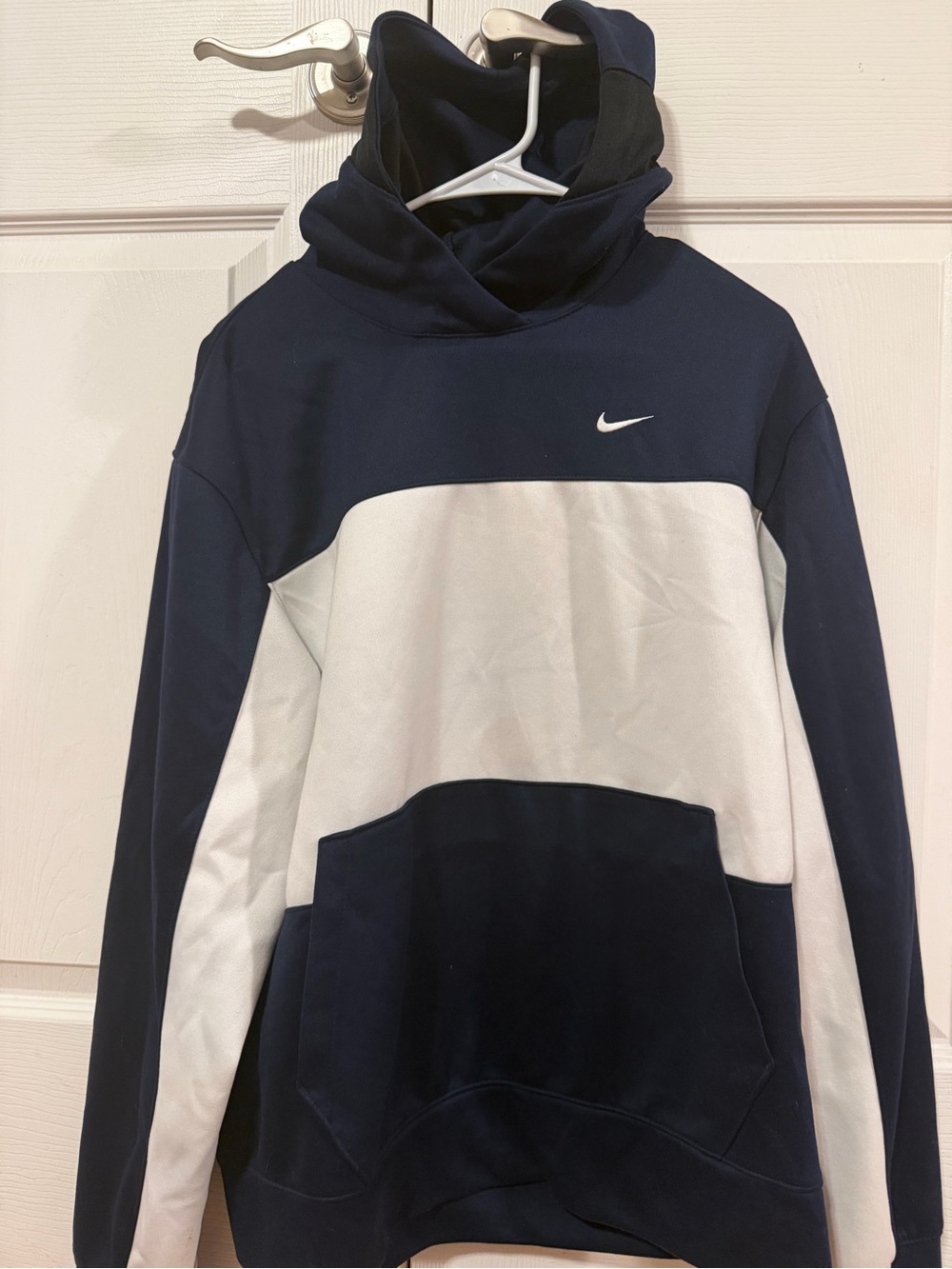 Nike Men's Navy and White Turtleneck Colorblock Pullover